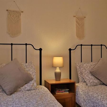 Cute Cottage 4 Mins From Cafes Station And Sea St Leonards-on-Sea ภายนอก รูปภาพ